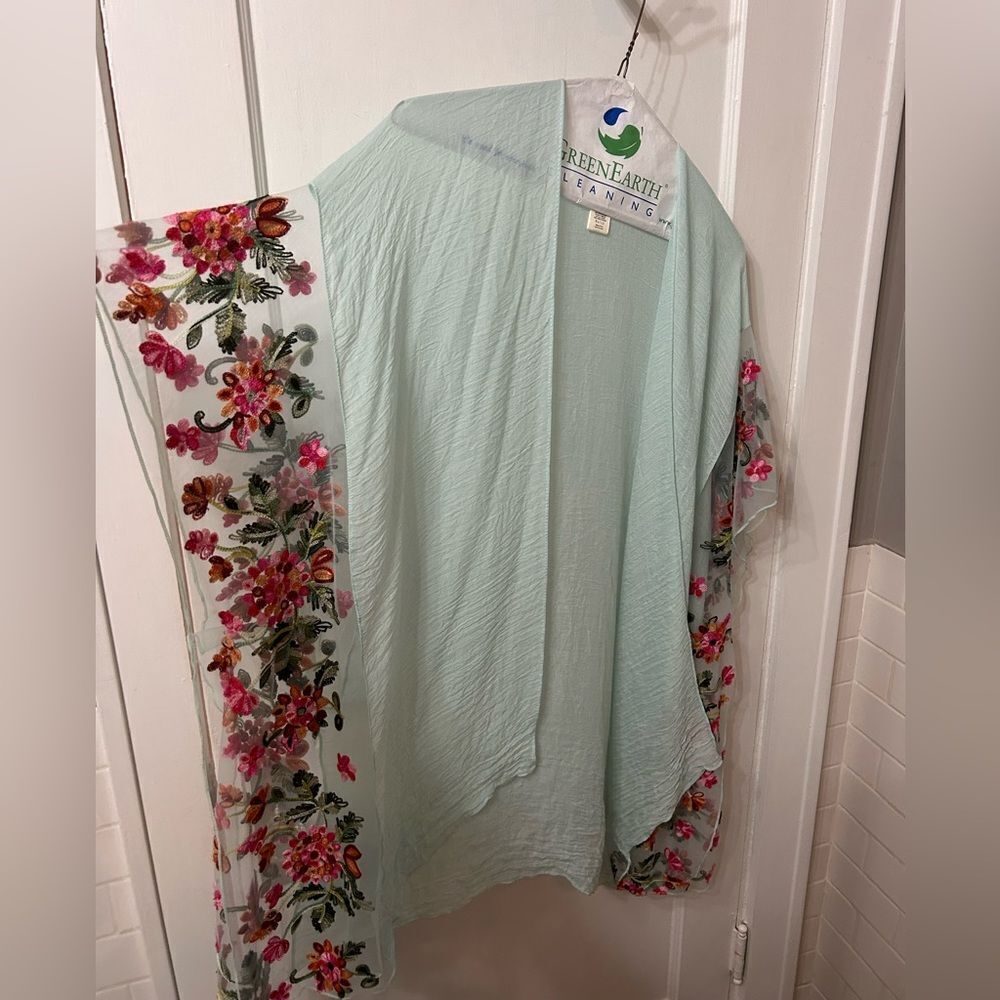 Do Everything in Love Floral Wrap